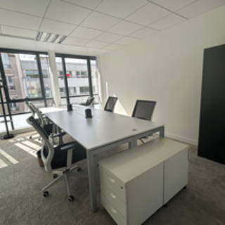 Bureau privé 39 m² 6 postes Location bureau Rue de Villiers Levallois-Perret 92300 - photo 1